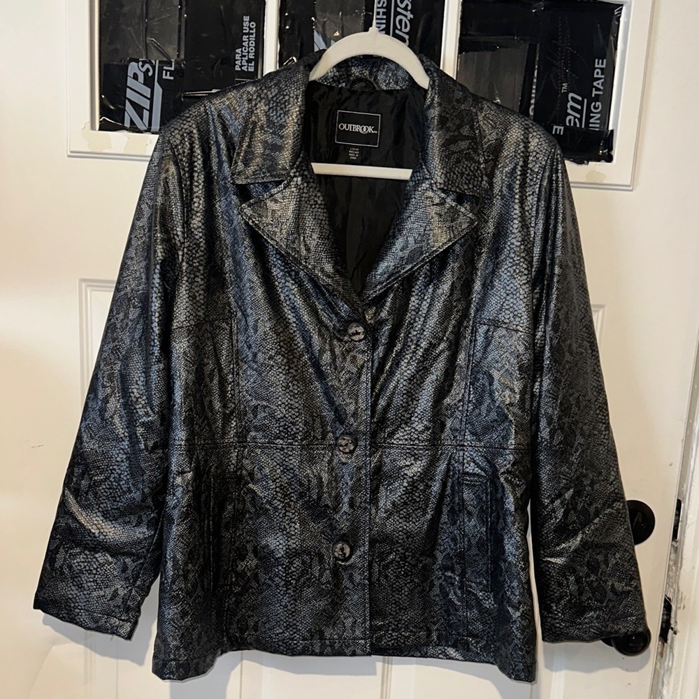 Jacket & coat